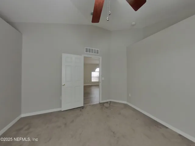 an empty room with a empty space