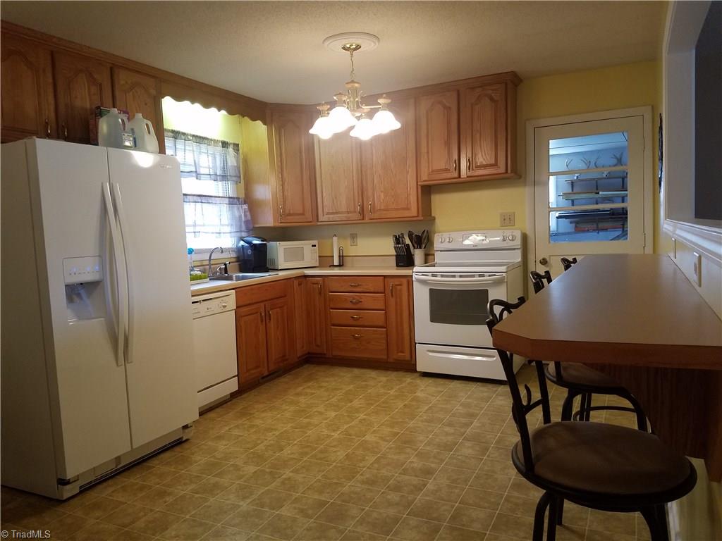 7027 Hemphill Road Julian, NC 27283 - Photo 5 of 14 Gallery Image 5