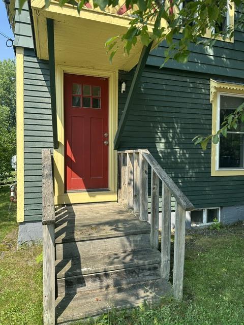 57 Perkins Street Bangor, ME 04401 - Photo 3 of 38 IMG_7098