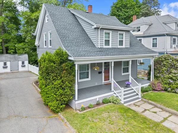 $629,900 | 19 Broadway, Lynn, MA 01904