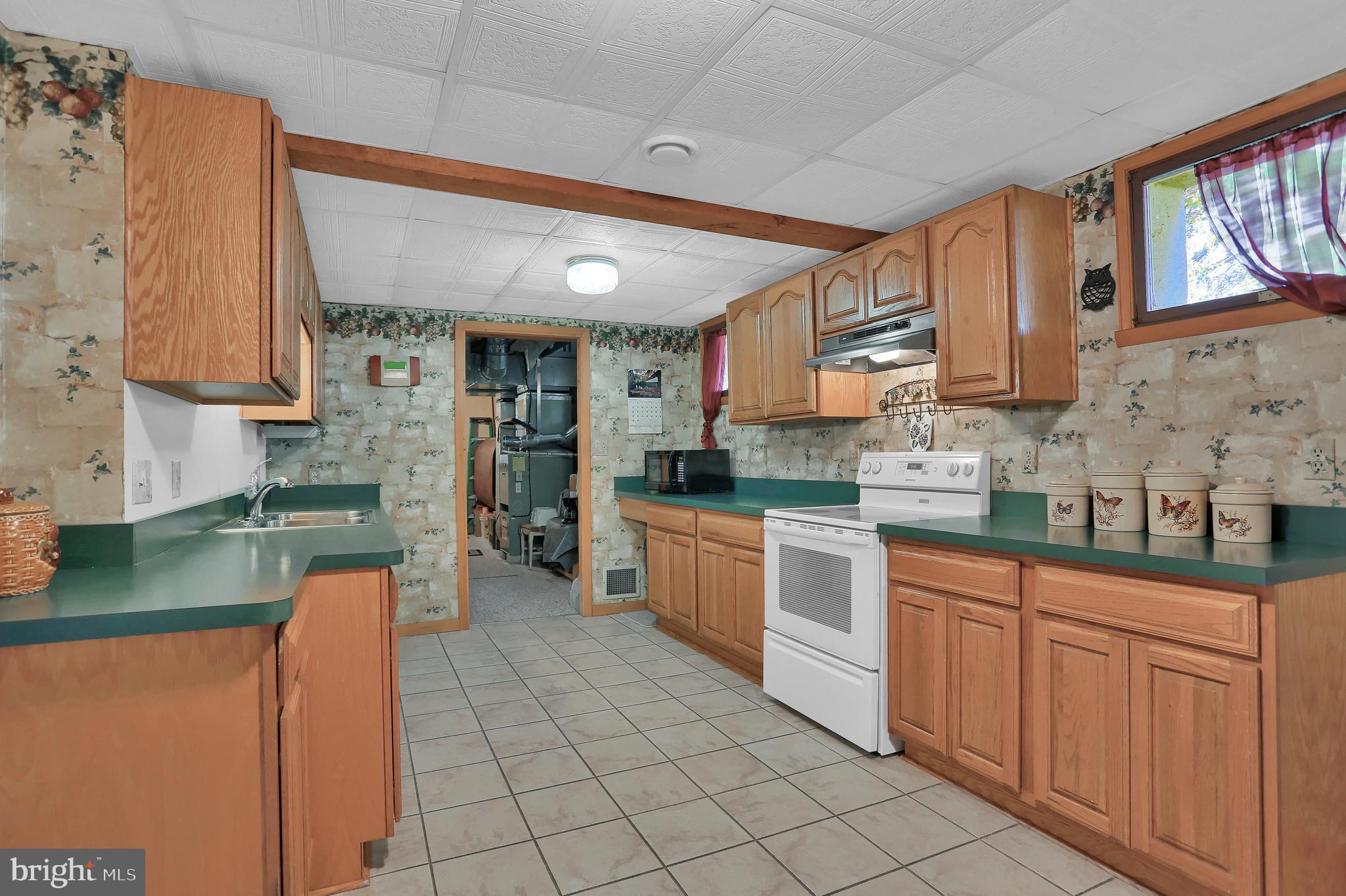715 Graceton Road Fawn Grove, PA 17321 - Photo 10 of 36 Spacious kitchen