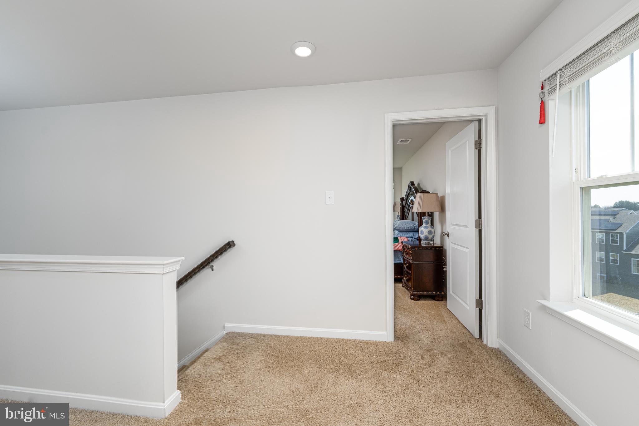 607 Stonegate Road Westminster, MD 21157 - Photo 21 of 44 2nd floor open hallway