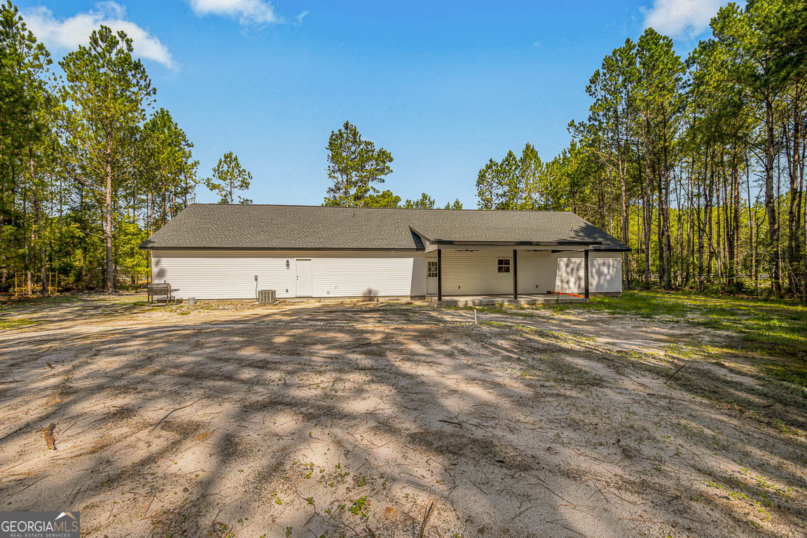 7299 Manningtown Road Jesup, GA 31546 - Photo 33 of 44