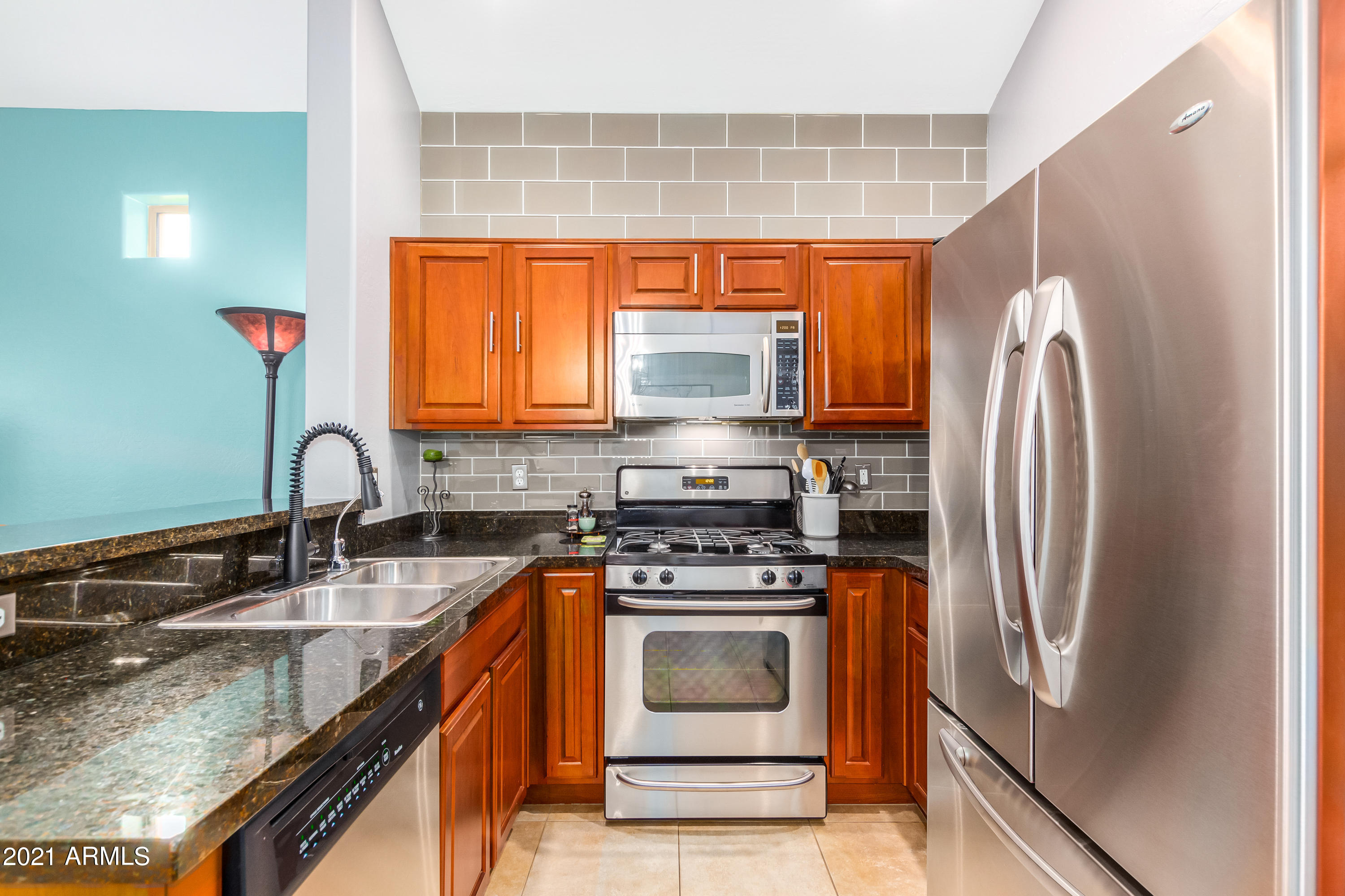 2922 North 29th Street Phoenix, AZ 85016 - Photo 17 of 41 Kitchen