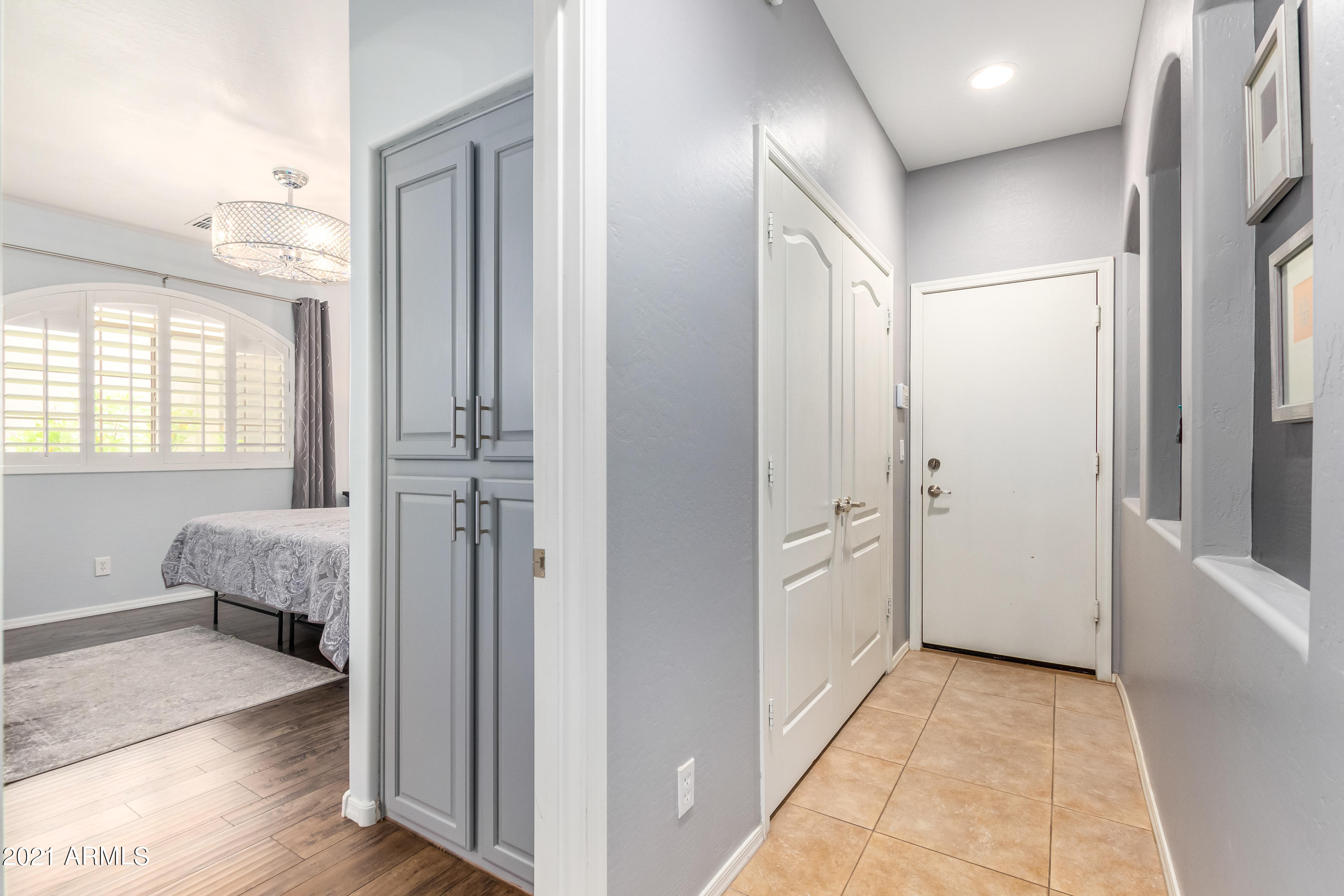 2922 North 29th Street Phoenix, AZ 85016 - Photo 21 of 41 Hallway
