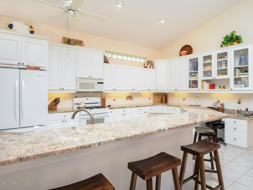 1205 Faulkingham Road Merritt Island, FL 32952 - Photo 4 of 29 Kitchen