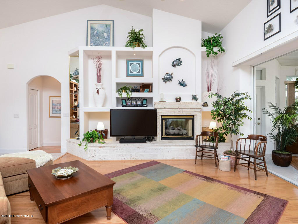 1205 Faulkingham Road Merritt Island, FL 32952 - Photo 6 of 29 Living Room