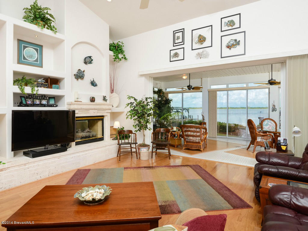 1205 Faulkingham Road Merritt Island, FL 32952 - Photo 7 of 29 Living Room