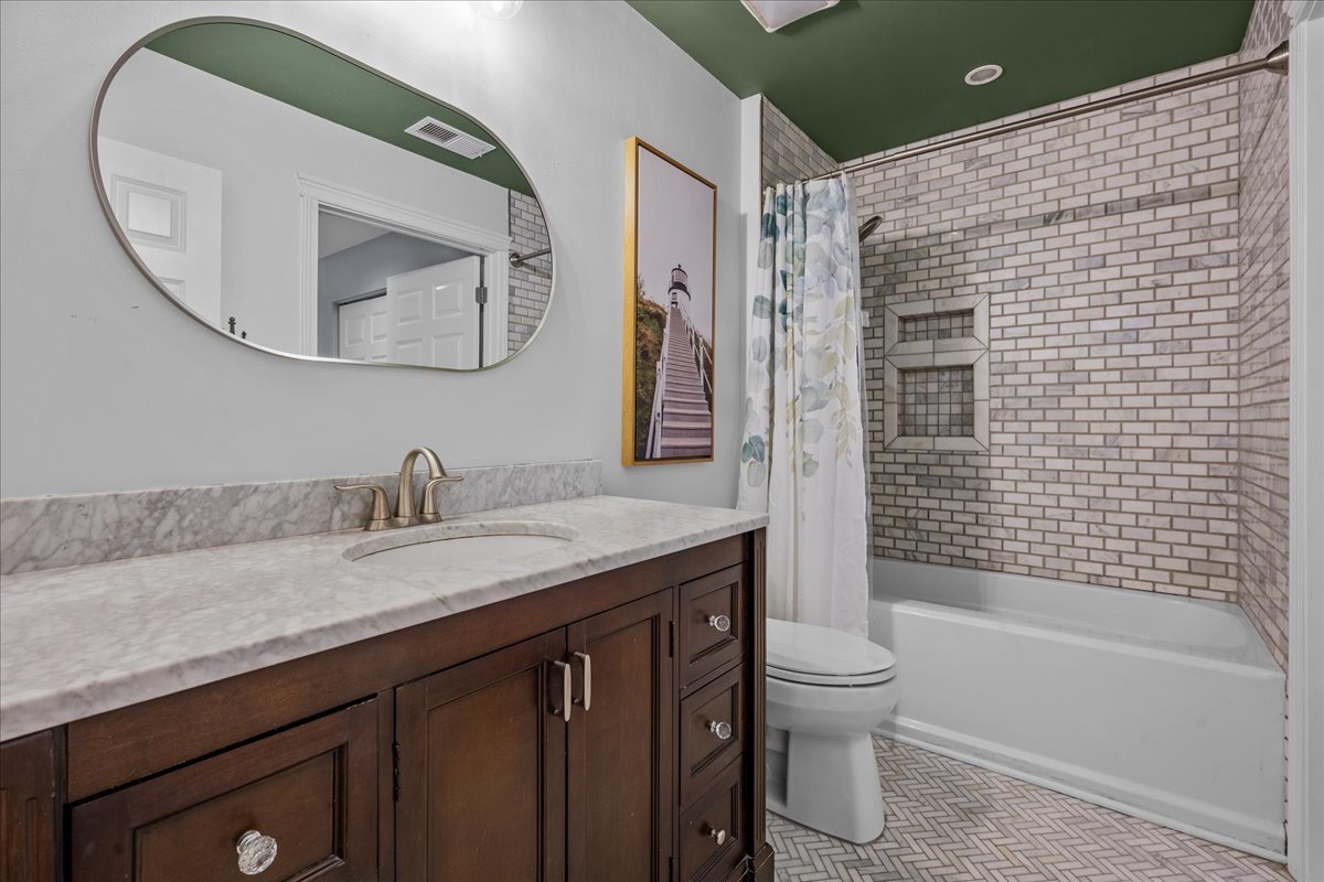 1001 West Madison Street, Unit 510 Chicago, IL 60607 - Photo 12 of 18