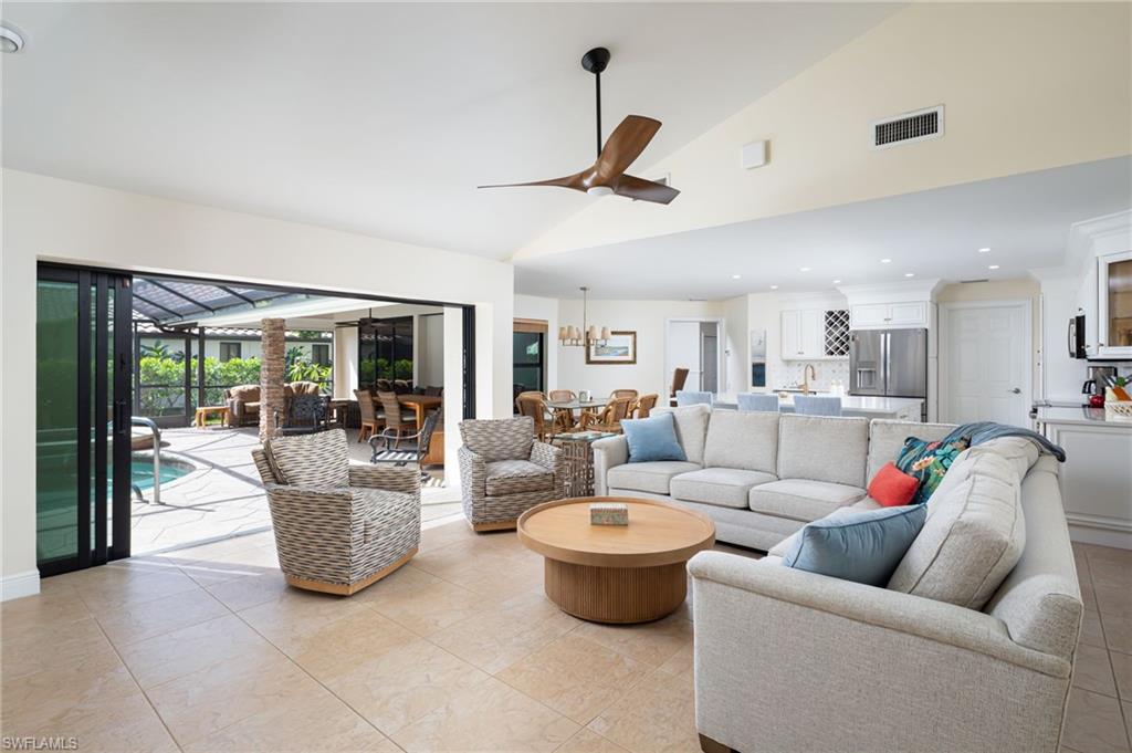 196 Monterey Drive Naples, FL 34119 - Photo 11 of 33