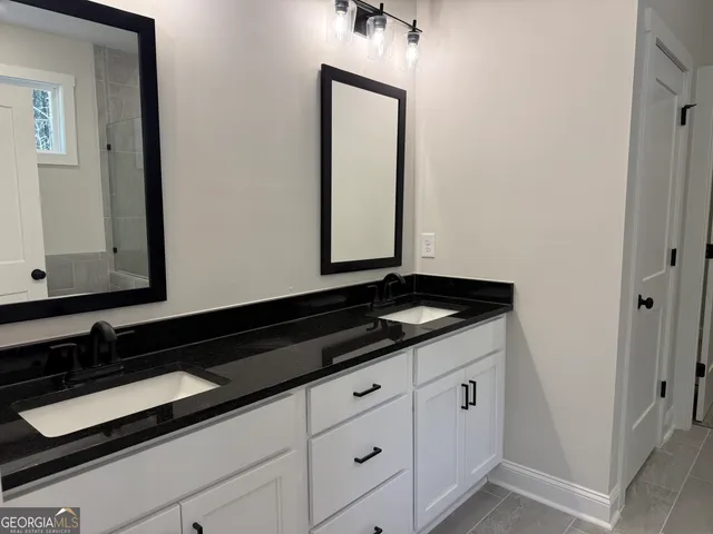 $639,914 | 98 Mud Bridge Road, The Rock, GA 30285