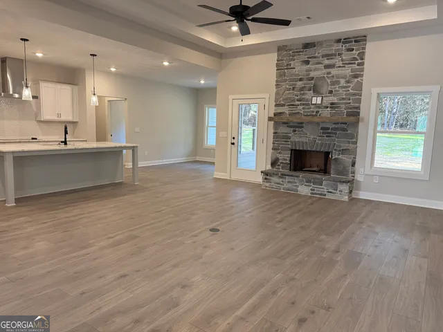 $639,914 | 98 Mud Bridge Road, The Rock, GA 30285