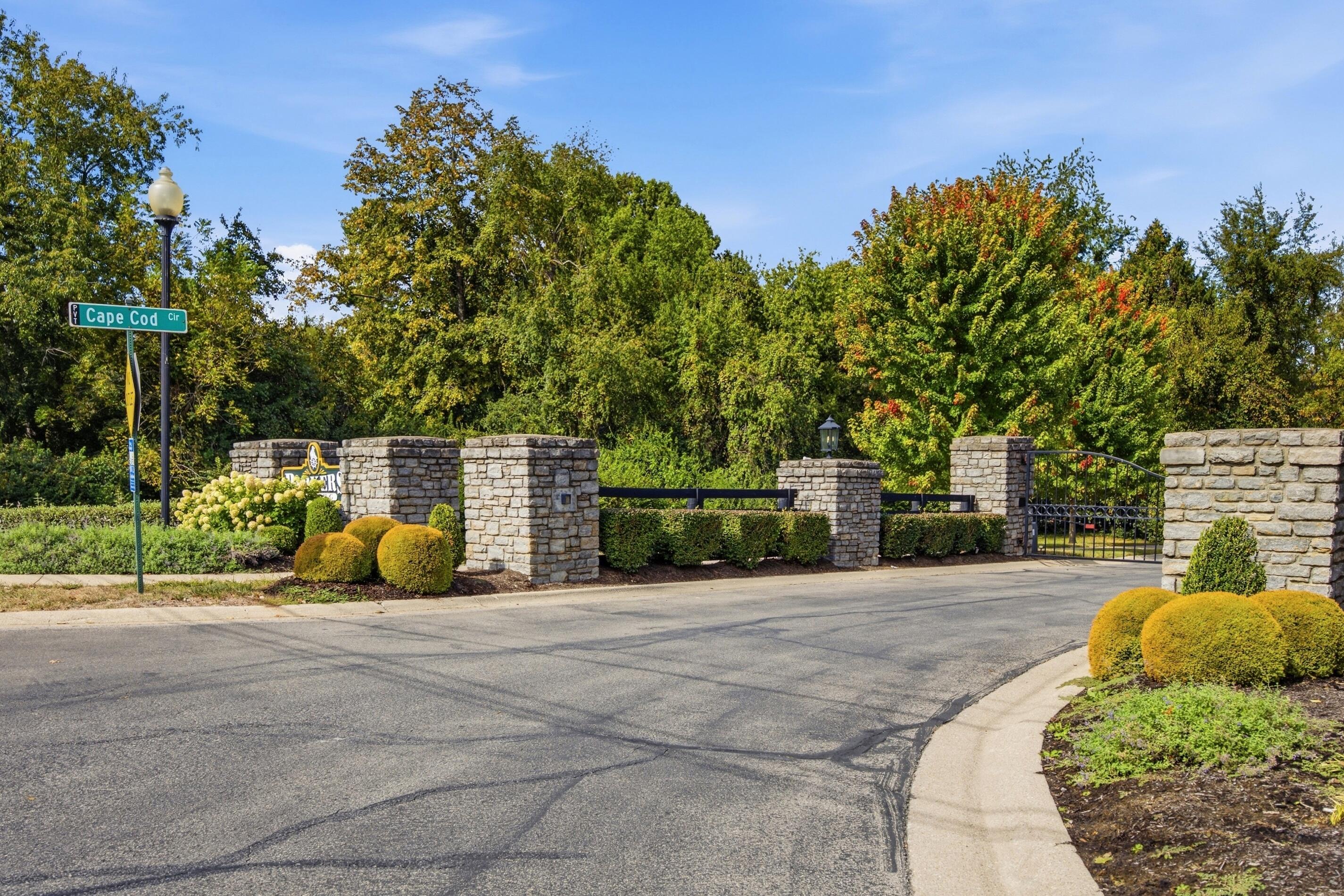 Parker's Landing Entrance