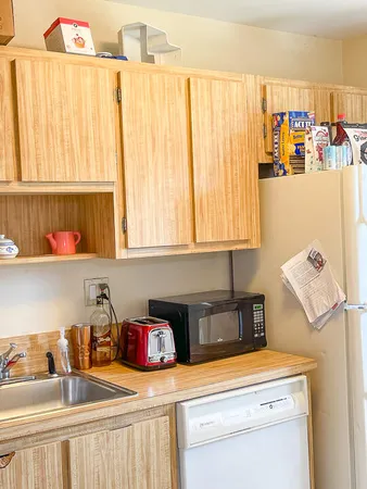 $1,875 | 103 Gardens Drive, Unit 204, Pompano Beach, FL 33069