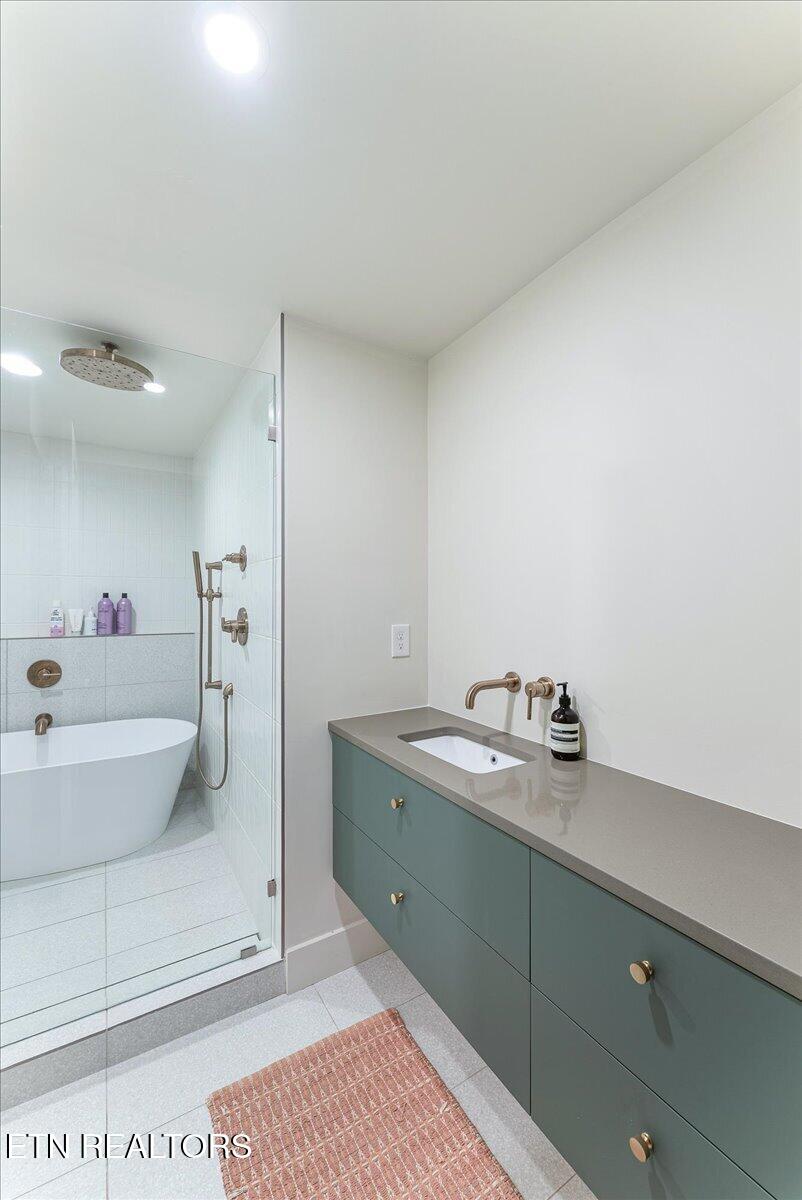 5209 Potomac Road Knoxville, TN 37920 - Photo 34 of 58 31-3rd Bath A2