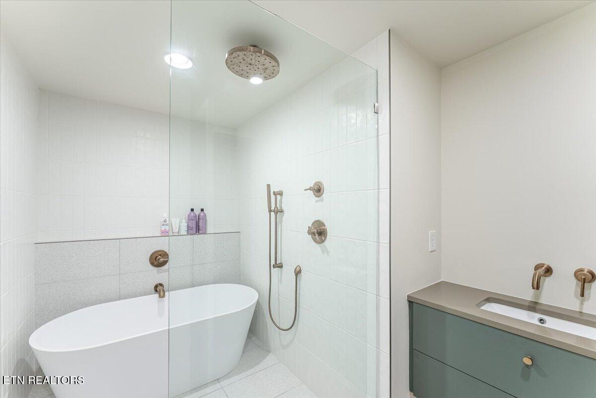 5209 Potomac Road Knoxville, TN 37920 - Photo 35 of 58 32-3rd Bath A3