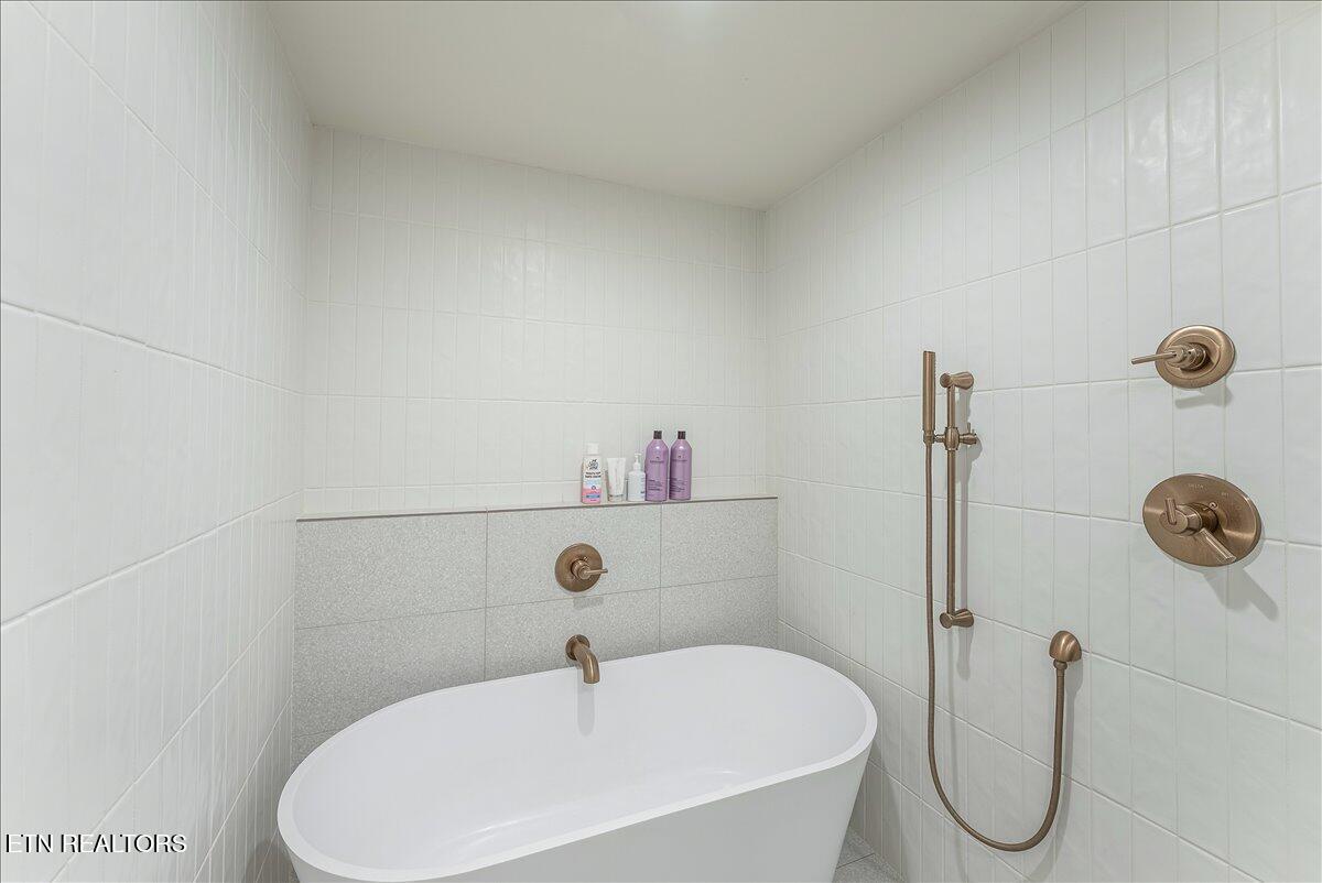 5209 Potomac Road Knoxville, TN 37920 - Photo 36 of 58 33-3rd Bath A4