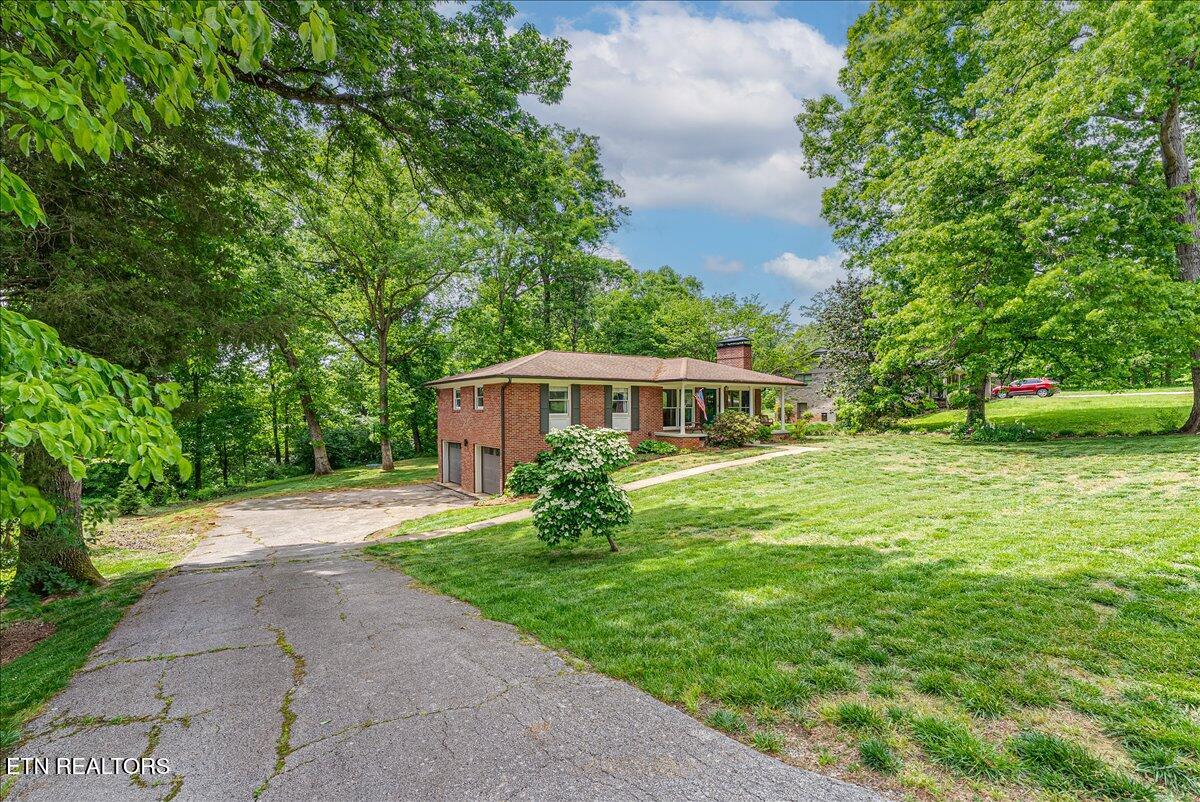 5209 Potomac Road Knoxville, TN 37920 - Photo 5 of 58 04-Front A4