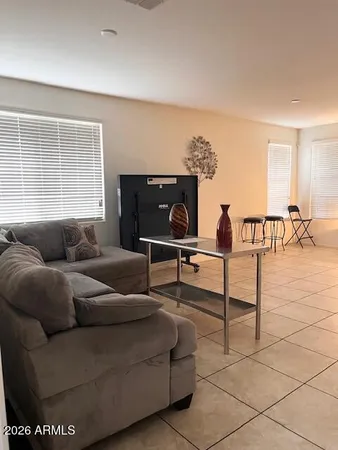 $4,200 | 7910 South 42nd Avenue, Laveen, AZ 85339