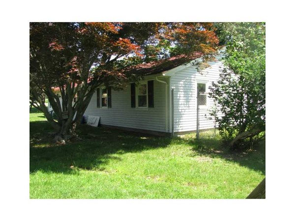175 Bulgarmarsh Road Tiverton, RI 02878 - Photo 3 of 16