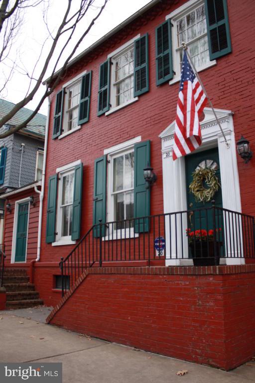 20 South Broad Street Lititz, PA 17543 - Photo 1 of 21