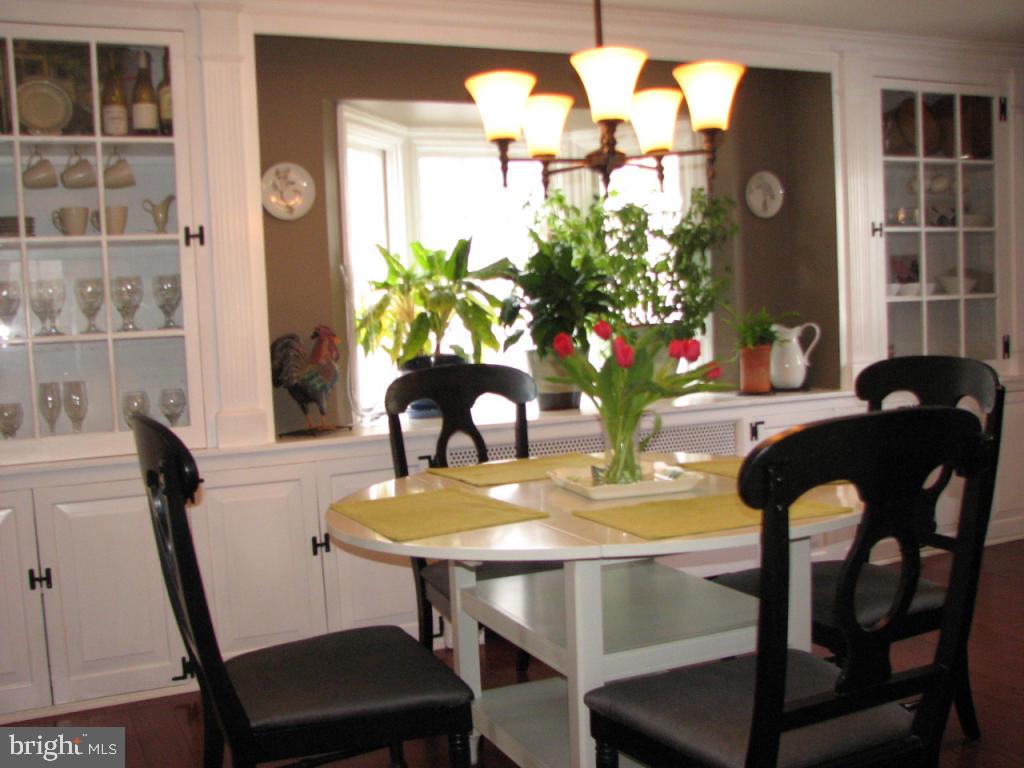 20 South Broad Street Lititz, PA 17543 - Photo 10 of 21