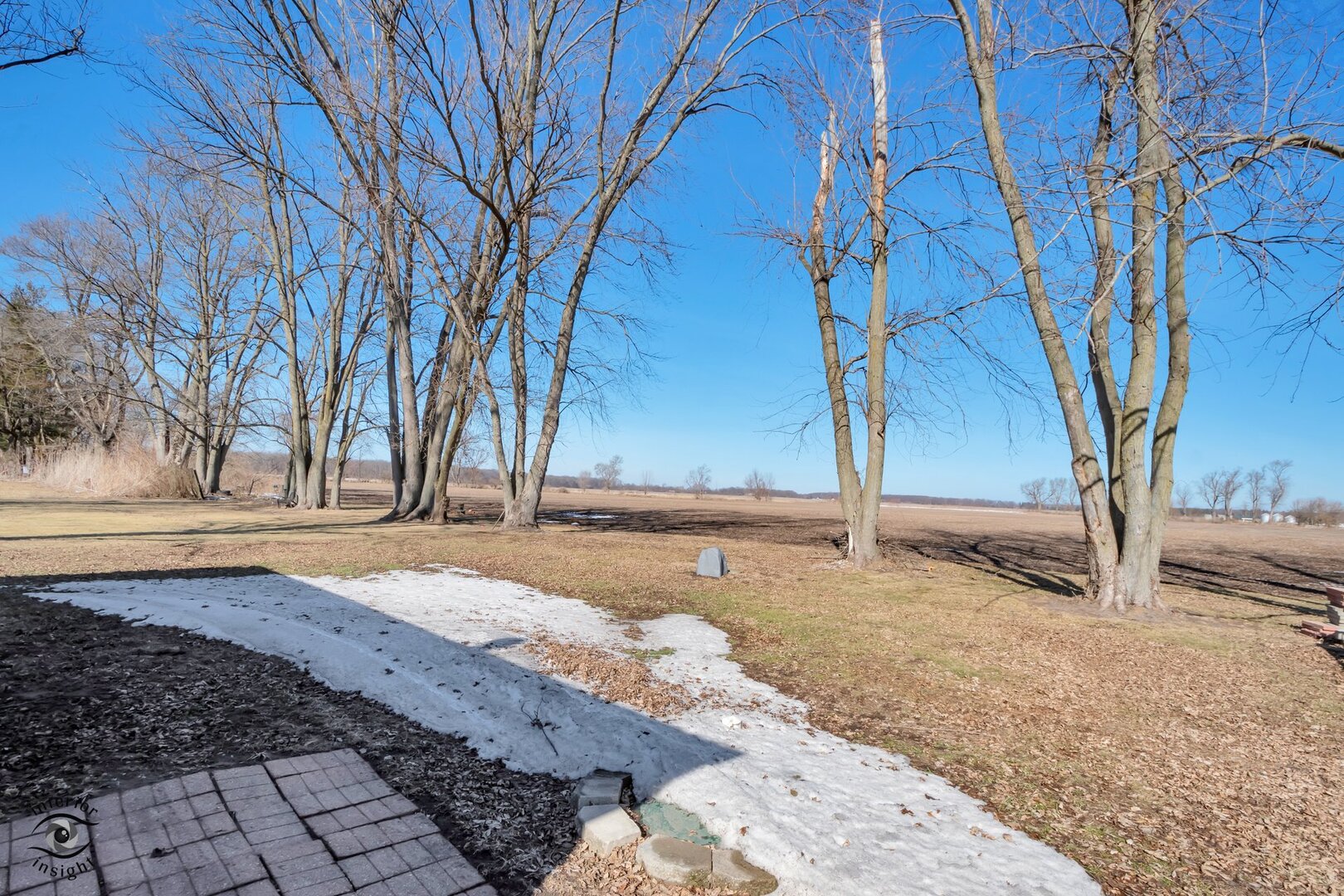 5101 East 1000 Road North Kankakee, IL 60901 - Photo 29 of 35 a view of a yard with wooden fence