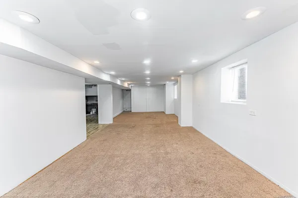 $3,300 | 2817 Maple Avenue, Berwyn, IL 60402