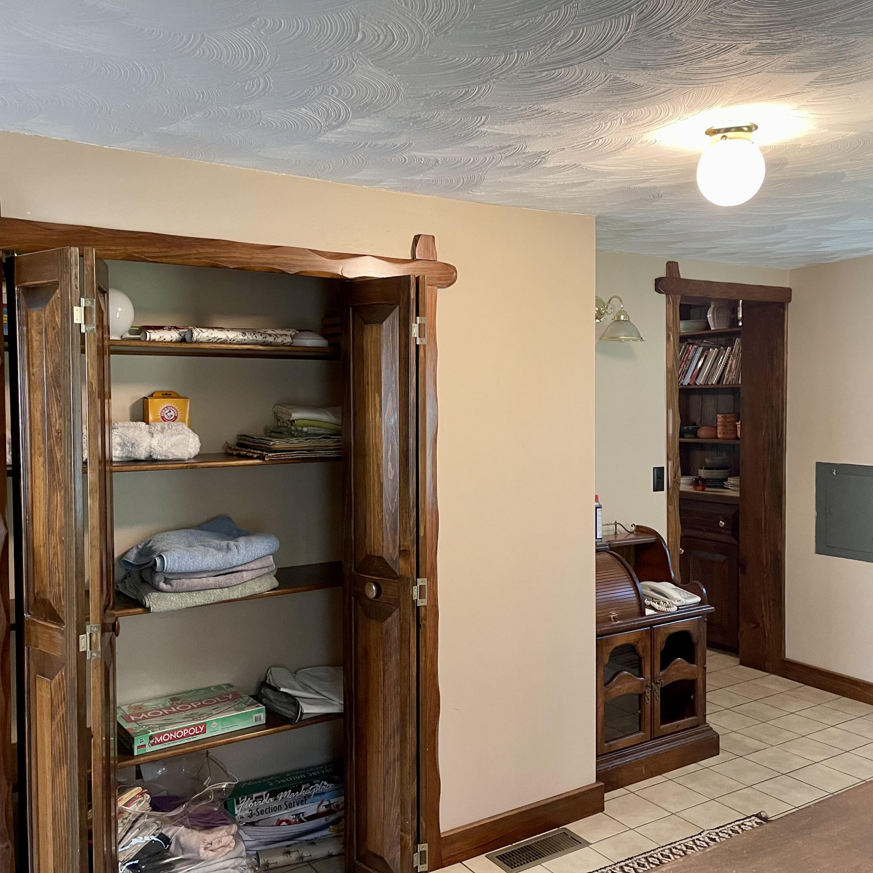 128 Hill Road Athens, ME 04912 - Photo 13 of 39 Front Hall Closet 2