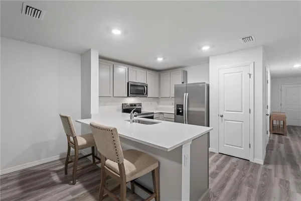 $1,900 | 959 Spotted Egret Loop, Ruskin, FL 33570