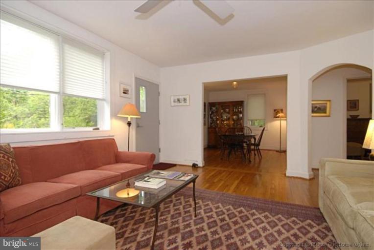 6110 Madawaska Road Bethesda, MD 20816 - Photo 3 of 28 Living Room #2