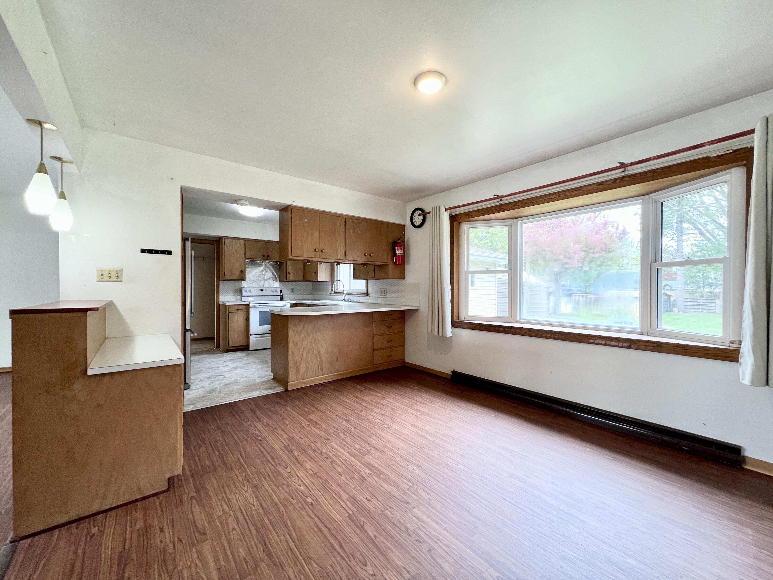 3205 North 10th Street Sheboygan, WI 53083 - Photo 10 of 51 682FB0FB-1DDB-4A92-8859-20B9DB6E5E6B_1_2