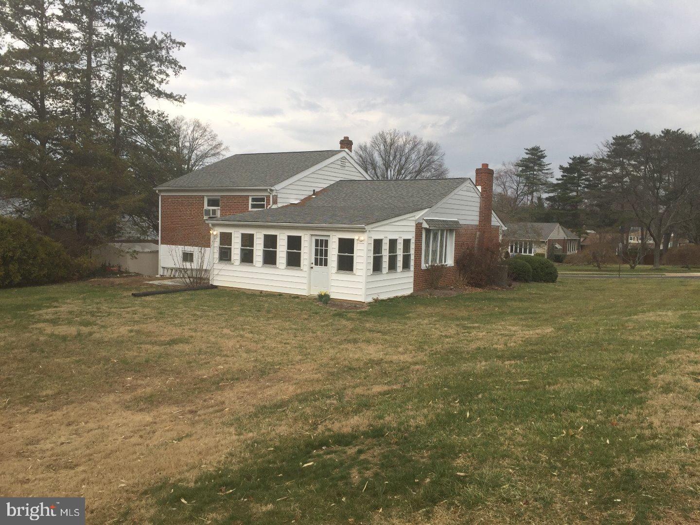 1824 London Road Abington, PA 19001 - Photo 3 of 16 Back Yard