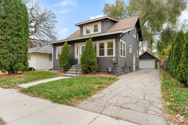 $174,900 | 1008 3rd Avenue Northwest, Austin, MN 55912