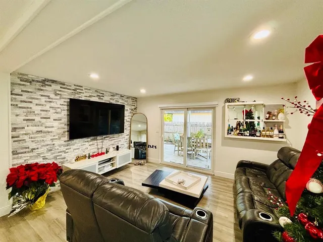 $3,100 | 8000 Northwest 74th Terrace, Tamarac, FL 33321