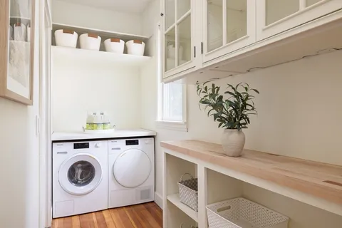 $1,165,000 | 255 Walnut Street, Unit B, Brookline, MA 02445