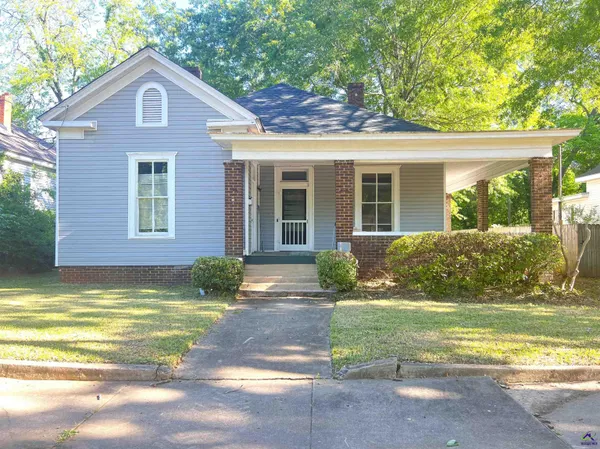 $1,300 | 310 Central Avenue, Fort Valley, GA 31030