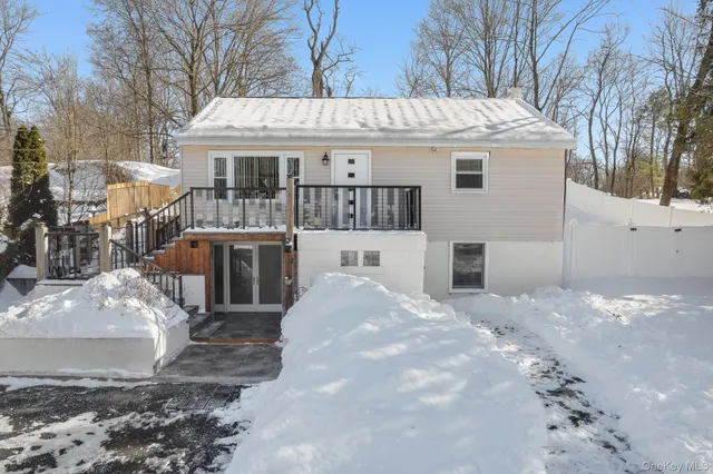 $425,000 | 10 Marlorville Road, Wappingers Falls, NY 12590