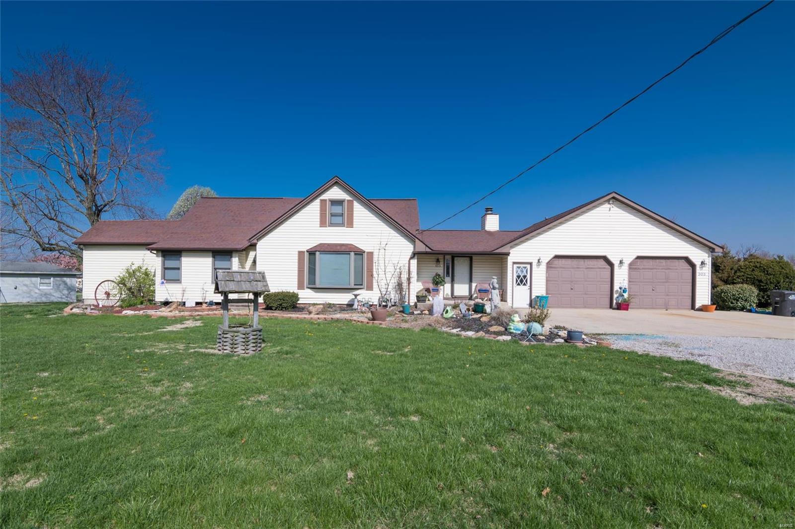 303 Old US Rte 66 Hamel, IL 62046 - Photo 1 of 29 Gallery Image 1