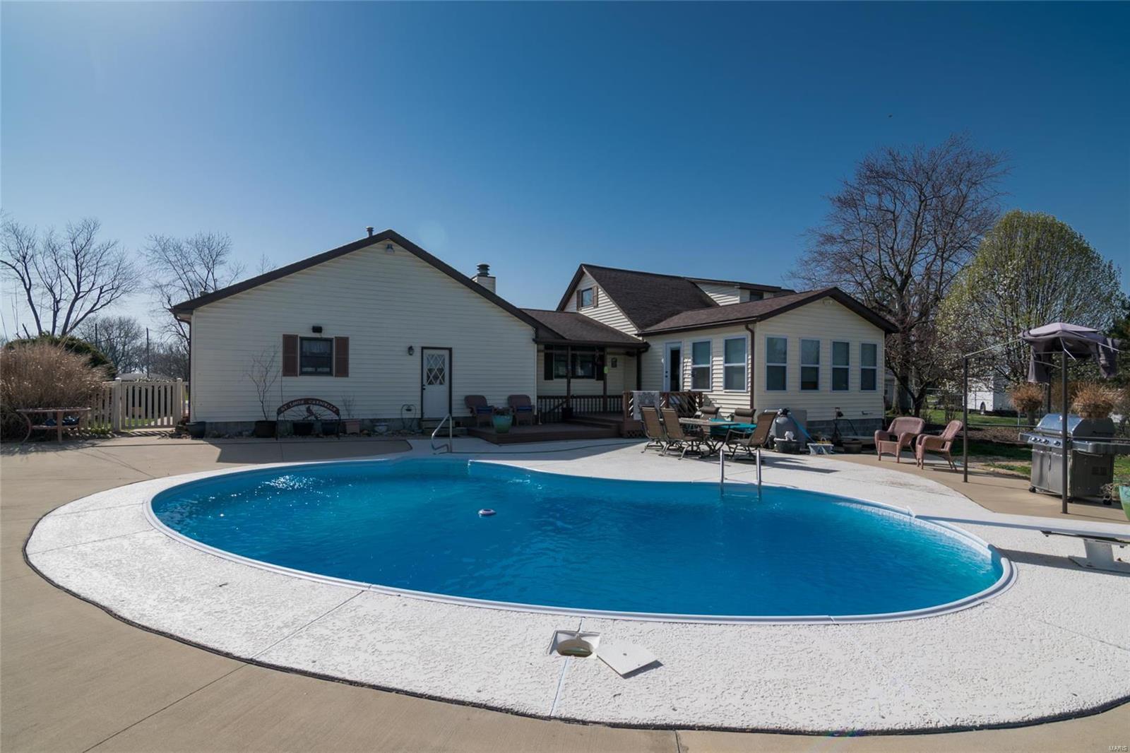 303 Old US Rte 66 Hamel, IL 62046 - Photo 7 of 29 Gallery Image 7