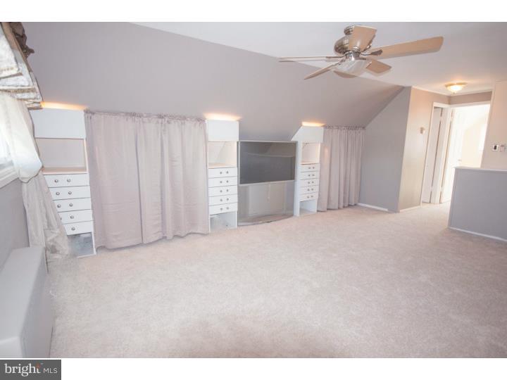 34 Homestead Road Levittown, PA 19056 - Photo 15 of 25 Gallery Image 15