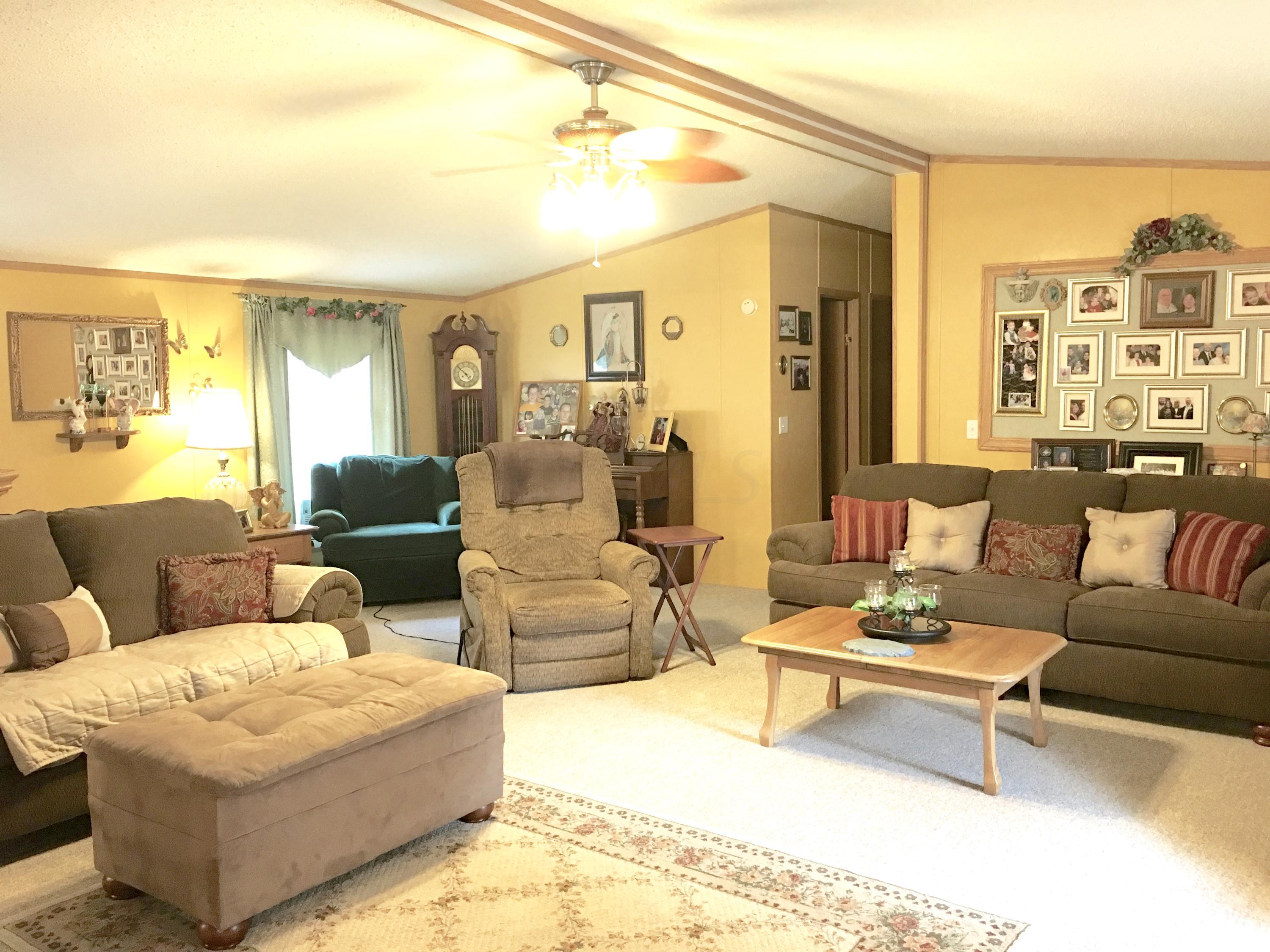 29241 Rabbit Ridge Road Howard, OH 43028 - Photo 3 of 23