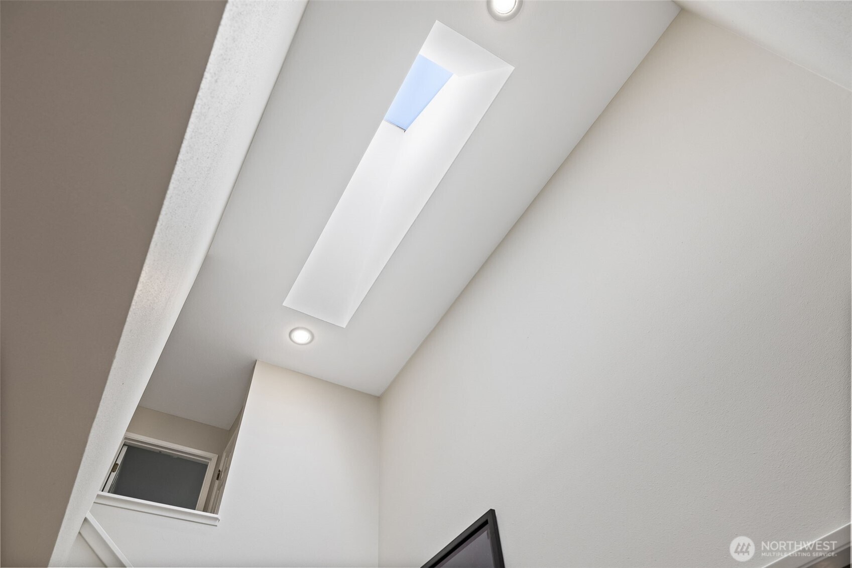 4310 209th Avenue Northeast Sammamish, WA 98074 - Photo 22 of 39