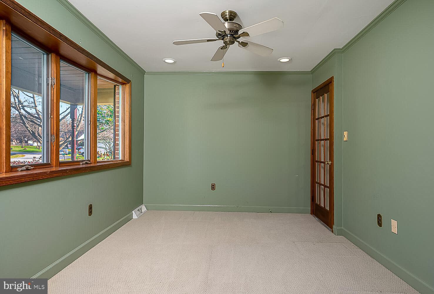 12 Hackney Drive Bear, DE 19701 - Photo 11 of 42 Office