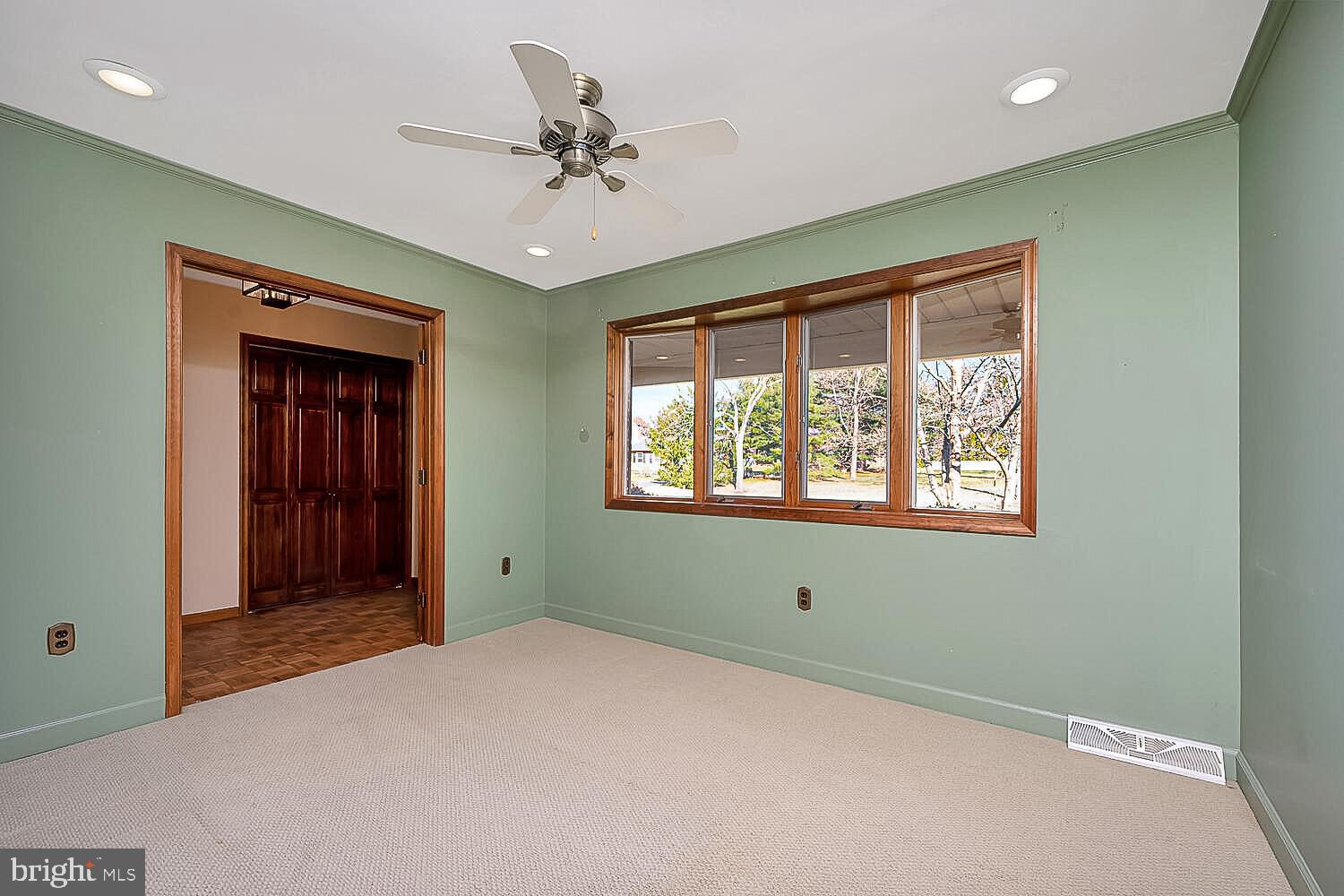 12 Hackney Drive Bear, DE 19701 - Photo 12 of 42 Office