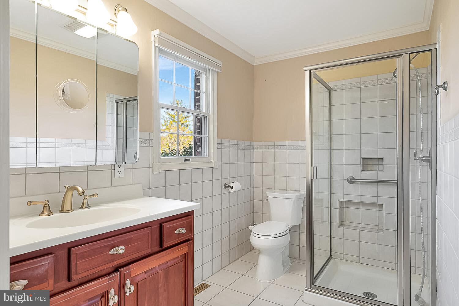 12 Hackney Drive Bear, DE 19701 - Photo 17 of 42 Owner's Suite Bath