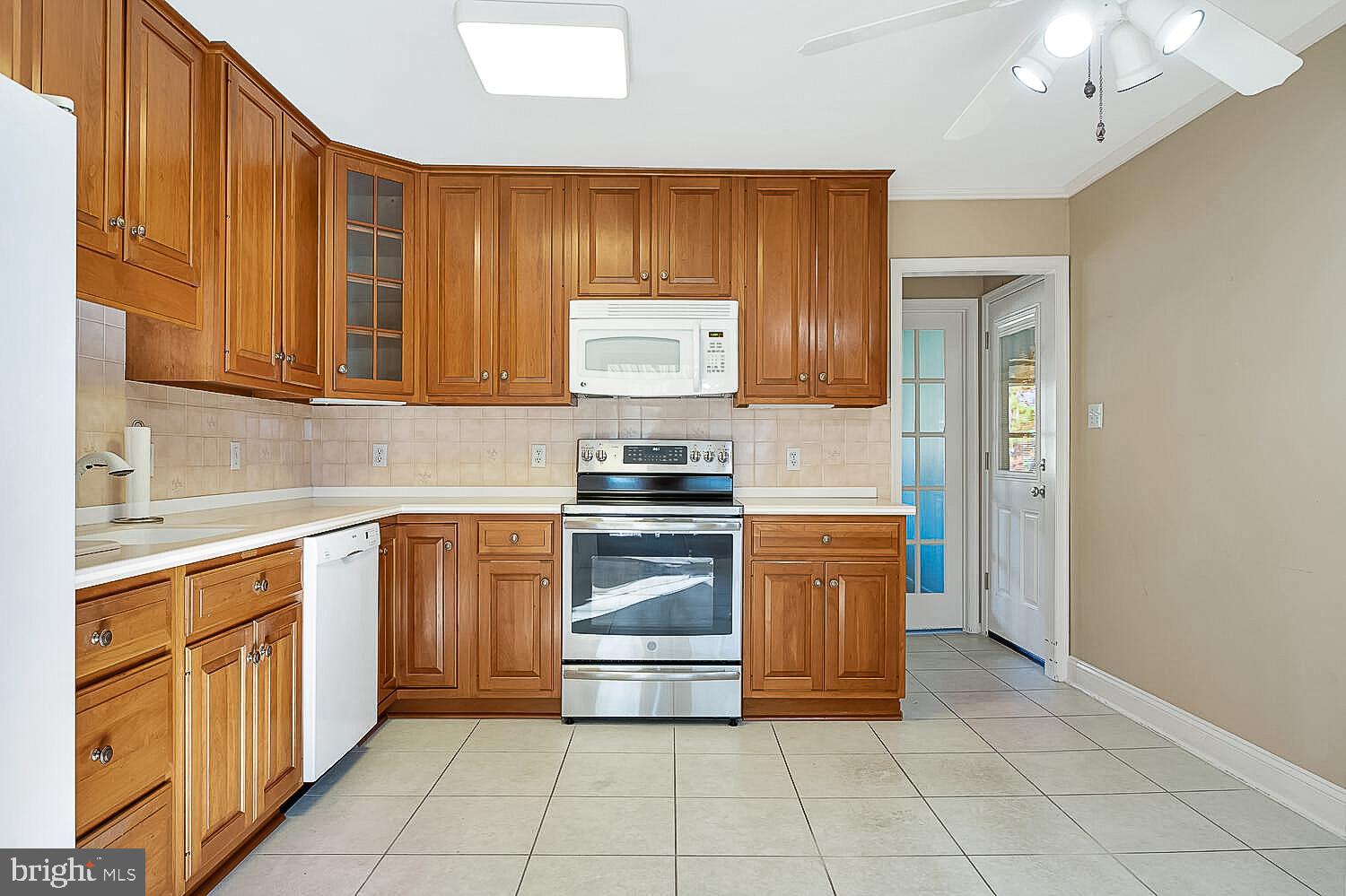 12 Hackney Drive Bear, DE 19701 - Photo 9 of 42 Kitchen