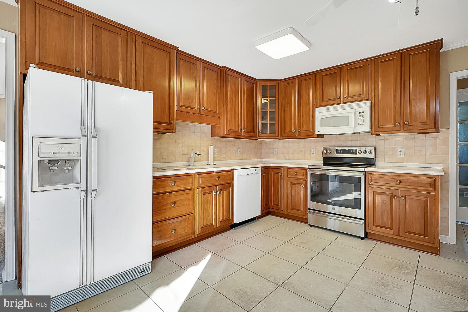 12 Hackney Drive Bear, DE 19701 - Photo 10 of 42 Kitchen