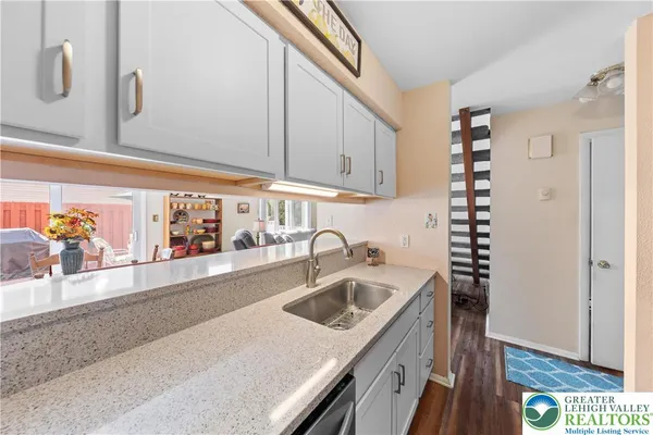 $275,000 | 84 Covington Place, Catasauqua, PA 18032