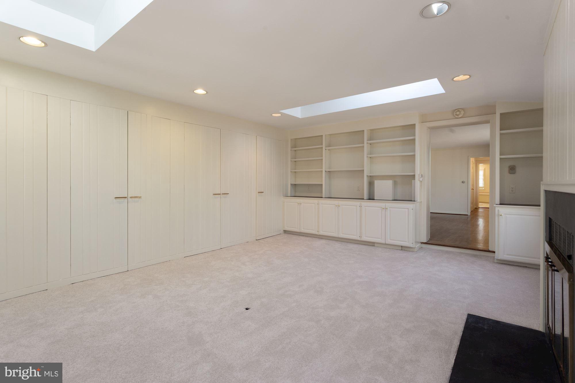 8005 Greentree Road Bethesda, MD 20817 - Photo 32 of 75